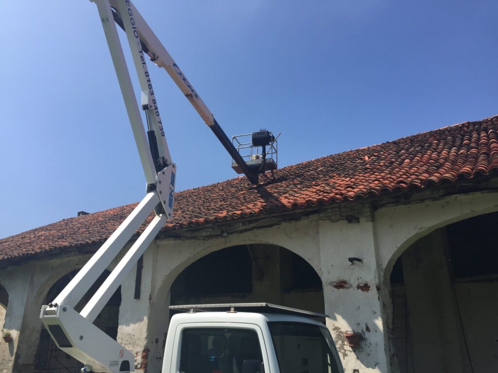 Lavori di manutenzione al tetto